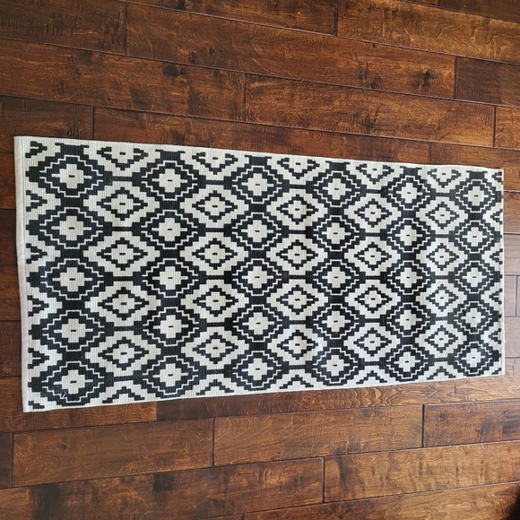 Boho Geometric Aztec Rug 2x4 ft - Picture 4 of 6